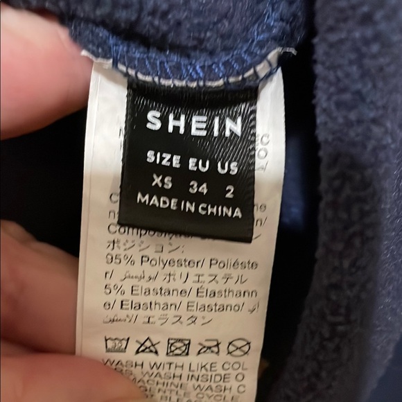 SHEIN Fleece Half-Zip Pullover - Picture 3 of 3